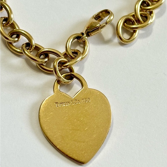 TIFFANY & CO SOLID 18K 18KT GOLD HEART TAG CHARM BRACELET WITH BOX RETAIL=$6700 - Picture 5 of 12